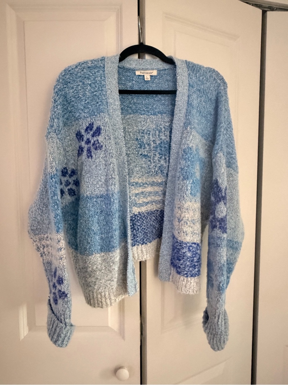 Francesca's Collections Light Blue & Navy Patterned Open-Front Cardigan